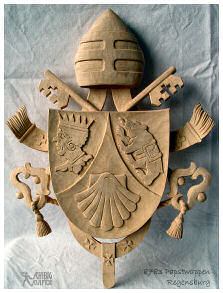 Papst-Wappen Regensburg